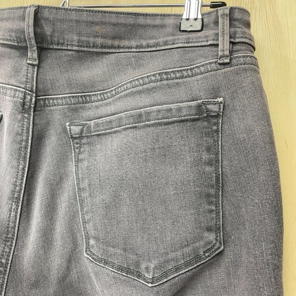 Loft Outlet Women's Sz 8 Curvy Skinny Grey Wash Jean Tapered Stretch Cotton Blnd - Picture 9 of 12